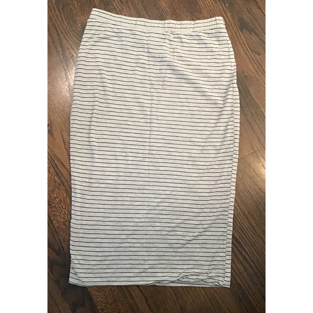 h.i.p. Striped Pencil Skirt Size M